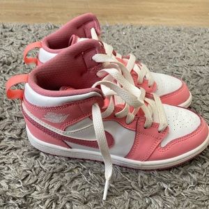 Kids shoes